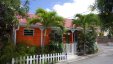 Bourg des Saintes House